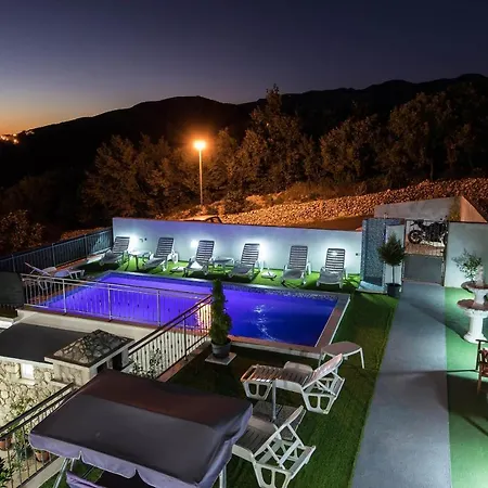 아파트 12116a 크리크베니카