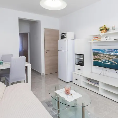 Apartment 12116a